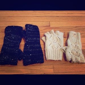 Fashionable winter gloves, fingerless.